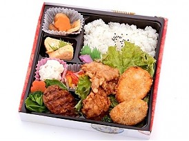 和牛コロッケ&秘伝の唐揚げ&黒毛和牛手ごねハンバーグステーキ弁当